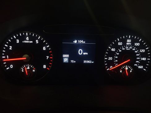 Used 2019 Kia Sorento AWD image 23