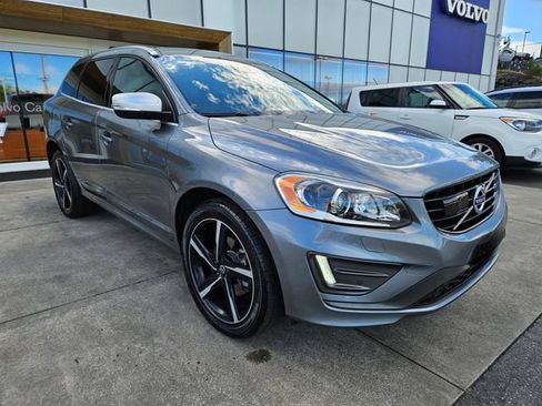 Used 2016 Volvo XC60 T6 R-Design Platinum w/ Climate Package AWD/4WD image 3