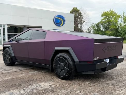 Used 2024 Tesla Cybertruck Cyberbeast AWD/4WD image 14