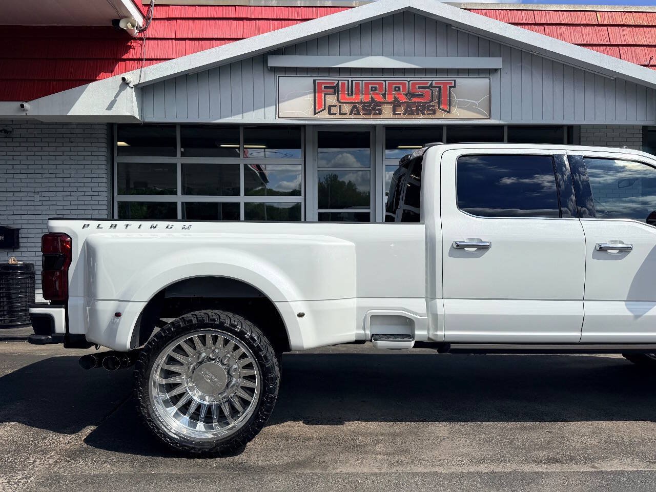 Used 2023 Ford F450 Platinum w/ FX4 Off-Road Package AWD/4WD image 11