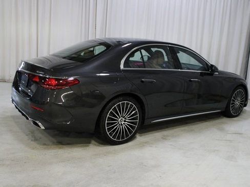 Used 2024 Mercedes-Benz E 350 4MATIC Sedan image 6