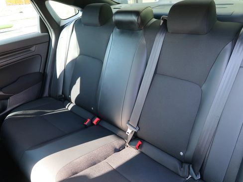 Used 2024 Honda Civic Sport image 18