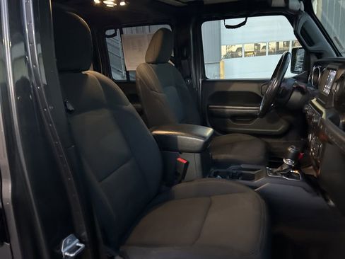 Used 2022 Jeep Wrangler Unlimited Sport image 43