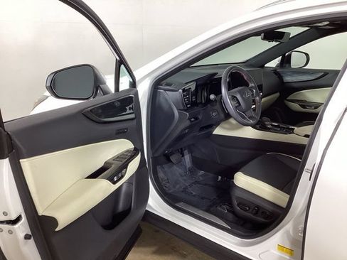 Certified 2024 Lexus NX 350 AWD image 9