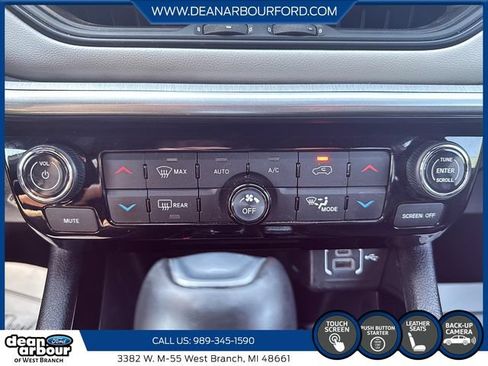 Used 2025 Jeep Compass Limited AWD/4WD image 15