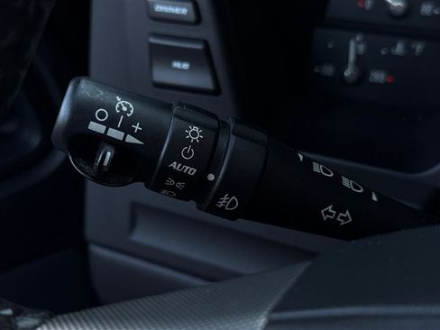 Used 2004 Cadillac XLR image 18