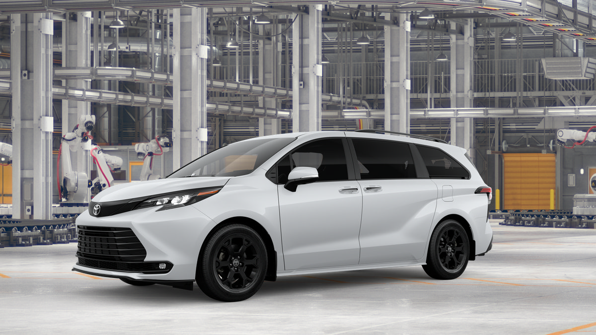 New 2026 Toyota Sienna XLE Woodland Edition AWD/4WD image 3