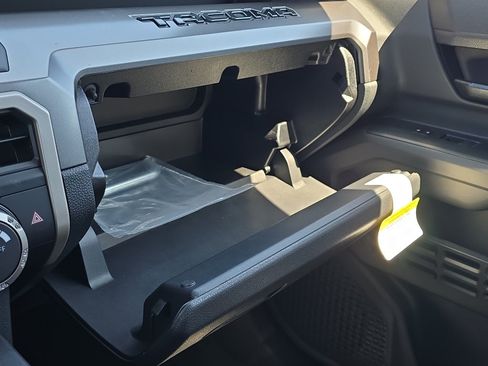 New 2026 Toyota Tacoma SR5 RWD image 29