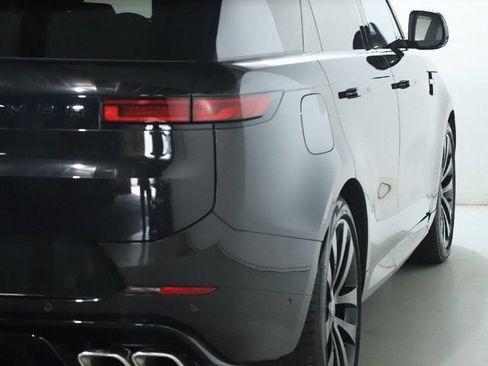 Used 2023 Land Rover Range Rover Sport First Edition AWD/4WD image 8