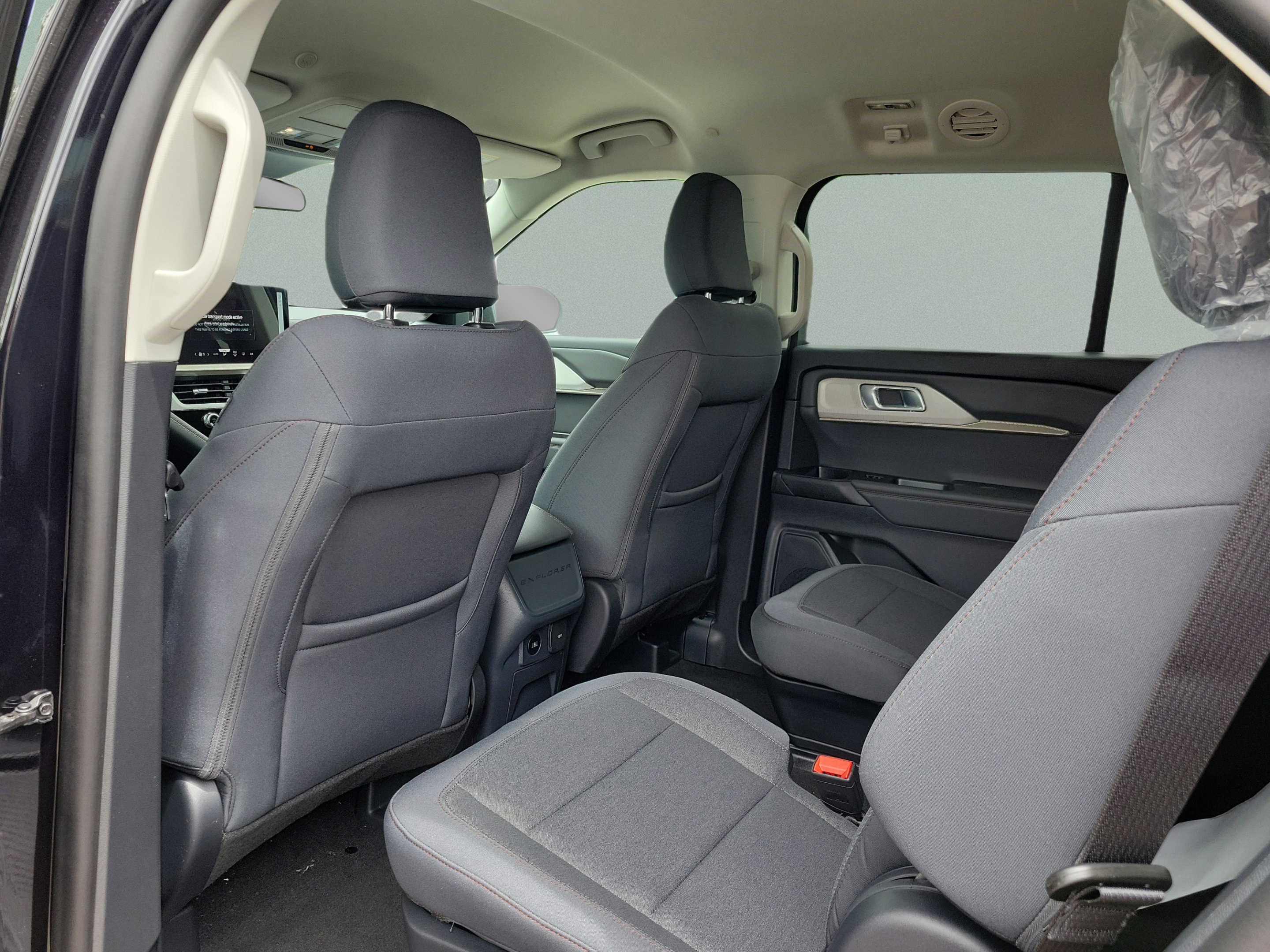 New 2026 Ford Explorer Active RWD image 8