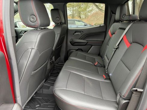 Used 2026 Chevrolet Colorado Z71 w/ Technology Package image 6