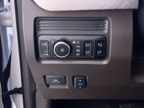 New 2025 Ford F250 King Ranch w/ Chrome Package image 29