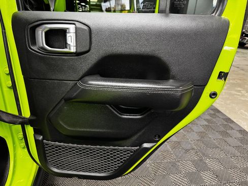 Used 2021 Jeep Wrangler Unlimited Rubicon 4xe w/ Steel Bumper Group image 49