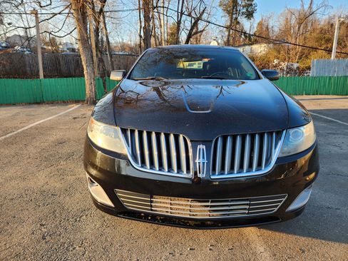 Used 2012 Lincoln MKS AWD image 2
