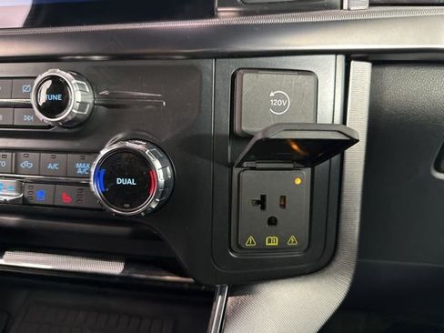 Used 2022 Ford F150 Platinum w/ Equipment Group 701A High image 16