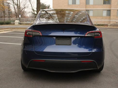 Used 2021 Tesla Model Y Performance AWD/4WD image 8
