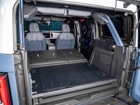 Used 2024 Ford Bronco Heritage Edition image 8