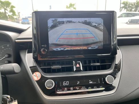 Used 2024 Toyota Corolla LE image 12