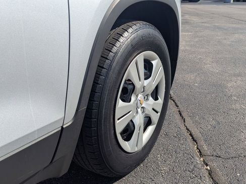 Used 2016 Chevrolet Trax LS FWD image 27
