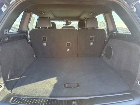 Used 2024 Jeep Grand Cherokee Trailhawk w/ Luxury Tech Group III image 45