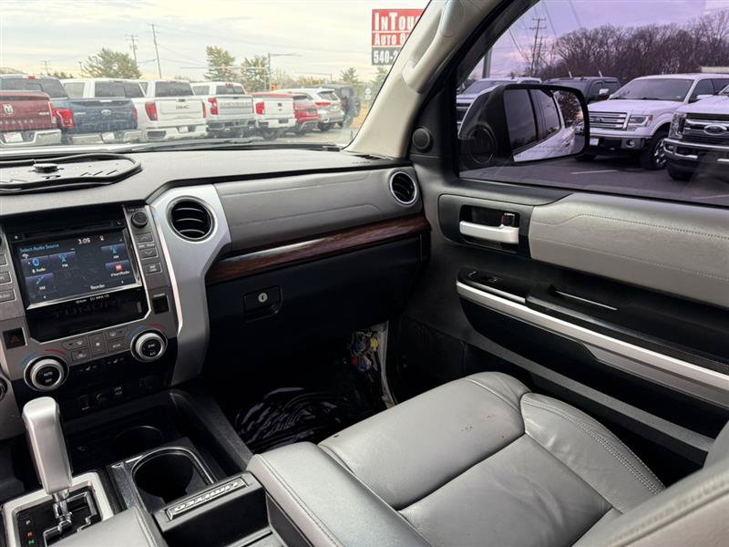 Used 2017 Toyota Tundra Limited w/ Limited Premium Package AWD/4WD image 23