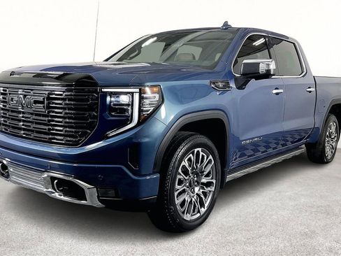 Used 2025 GMC Sierra 1500 Denali Ultimate image 15