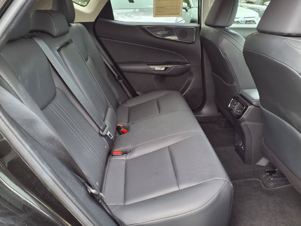 Used 2025 Lexus NX 250 FWD w/ Cold Area Package image 17