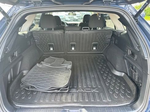 Used 2024 Subaru Outback Premium AWD/4WD image 33