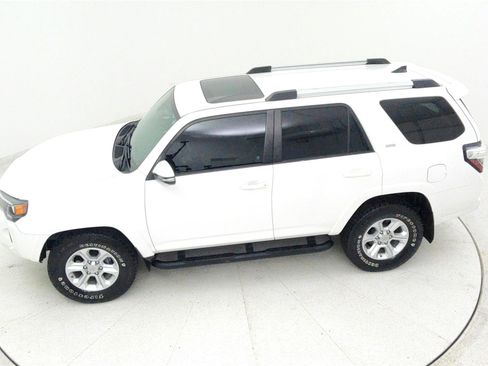 Used 2020 Toyota 4Runner SR5 Premium w/ Moonroof Package image 14