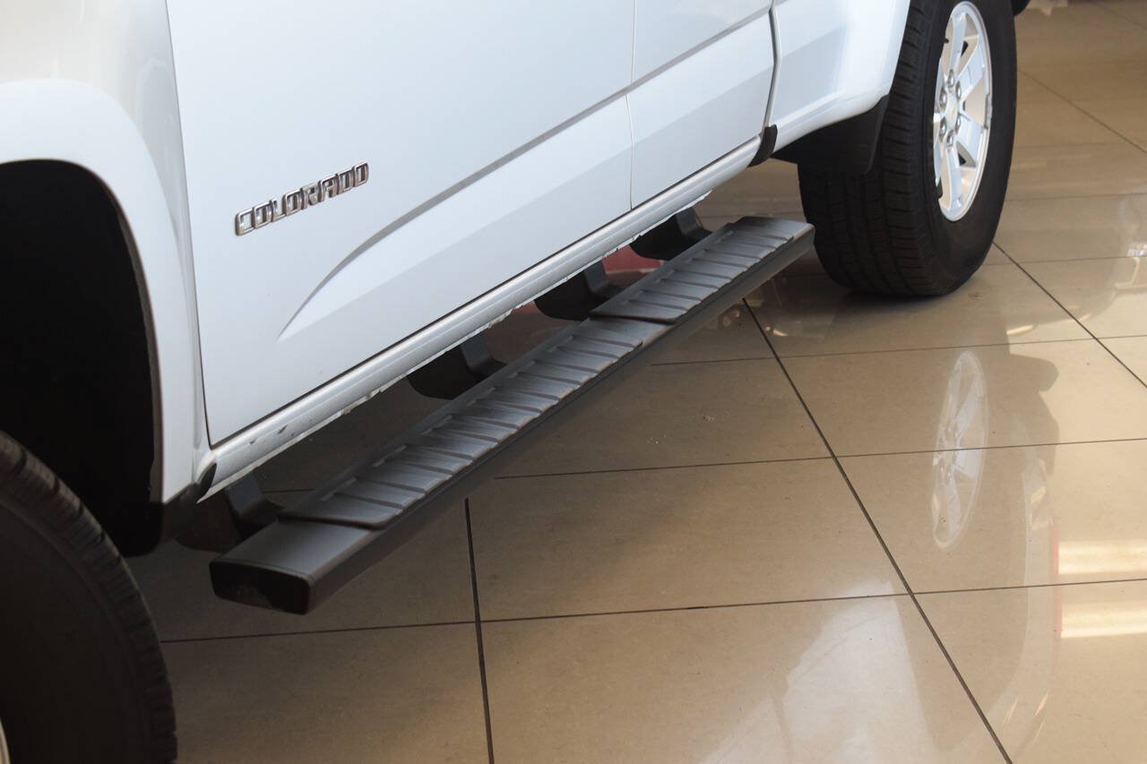 Used 2016 Chevrolet Colorado W/T RWD image 10
