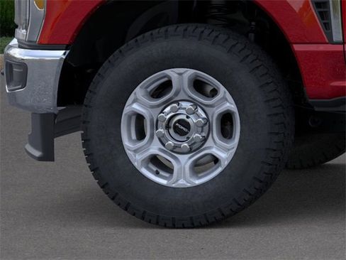 New 2026 Ford F350 XLT w/ FX4 Off-Road Package image 19