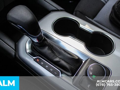 Used 2025 Chevrolet Blazer LT FWD image 38