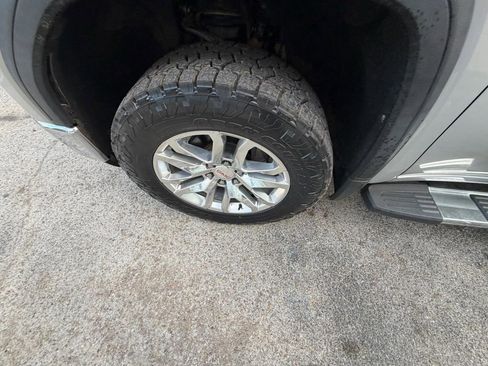 Used 2019 GMC Sierra 1500 SLT w/ SLT Premium Package image 10