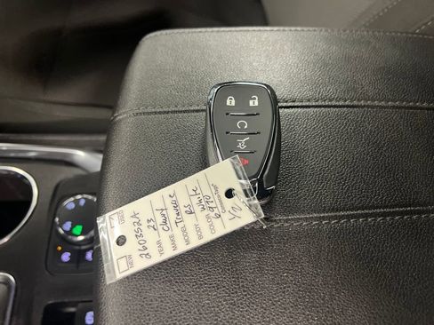 Certified 2023 Chevrolet Traverse LT image 27