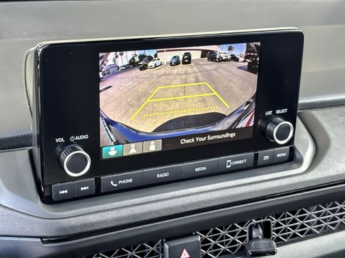 Used 2023 Honda Accord LX image 17