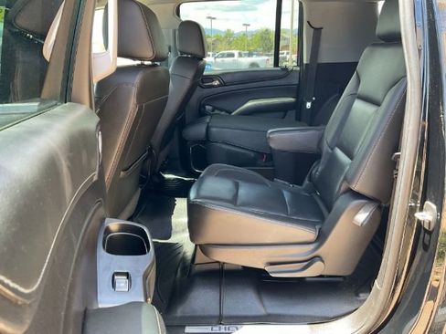 Used 2018 Chevrolet Suburban Premier AWD/4WD image 13