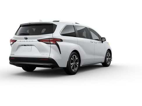 New 2025 Toyota Sienna Platinum image 9