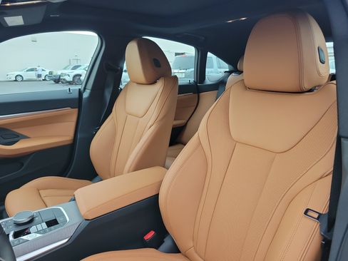 New 2026 BMW 430i w/ M Sport Package RWD image 17