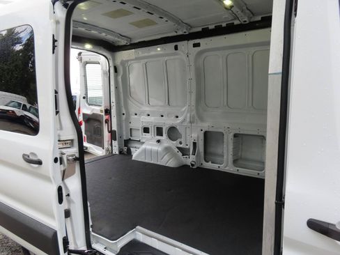 Used 2017 Ford Transit 150 130 Medium Roof RWD image 18