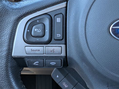 Used 2017 Subaru Outback 2.5i Limited image 22