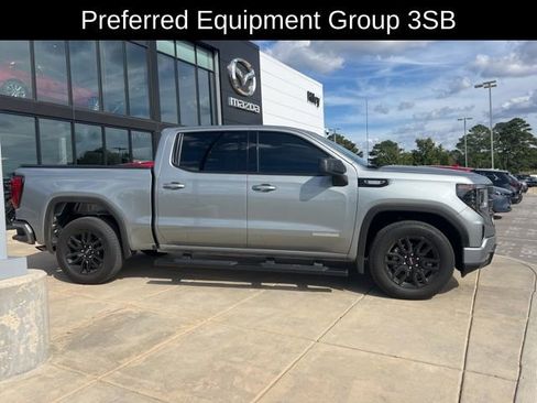 Used 2025 GMC Sierra 1500 Elevation image 4