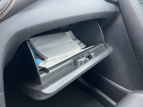 Used 2018 Chevrolet Trax LT w/ LT Convenience Package image 16