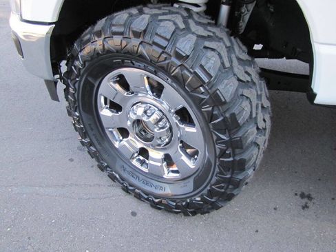 Used 2023 Ford F250 Lariat w/ Lariat Ultimate Package image 36