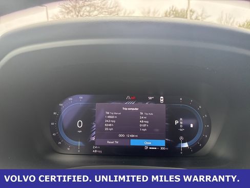 Certified 2025 Volvo S60 B5 Plus image 17