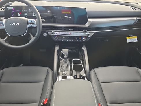 New 2025 Kia Telluride S image 17