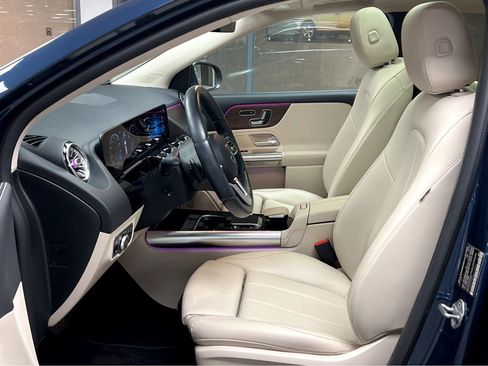 Used 2021 Mercedes-Benz GLA 250 4MATIC image 9