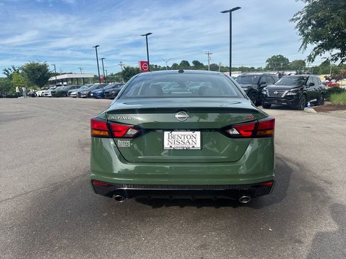 New 2026 Nissan Altima 2.5 SR w/ SR Premium Package FWD image 8