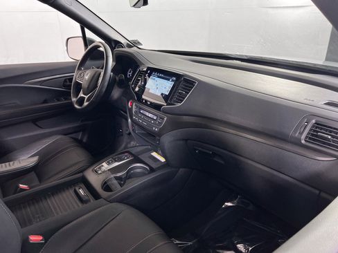 Used 2022 Honda Passport TrailSport image 29