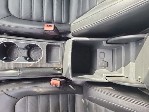 Used 2016 Volkswagen Passat 1.8T SEL Premium image 34