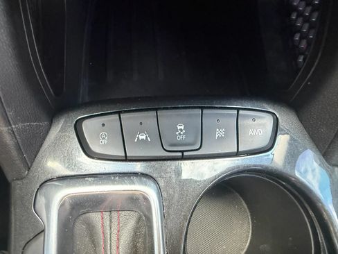 Used 2021 Chevrolet TrailBlazer RS w/ Sun and Liftgate Package AWD/4WD image 20